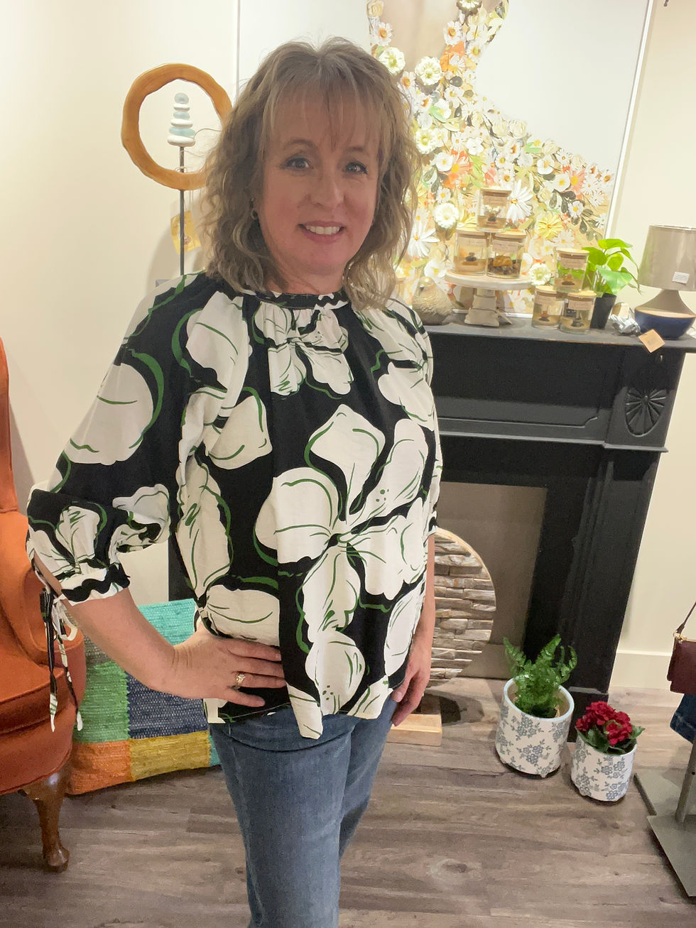 Thumbnail: Gigio Florals at Night Blouse 4