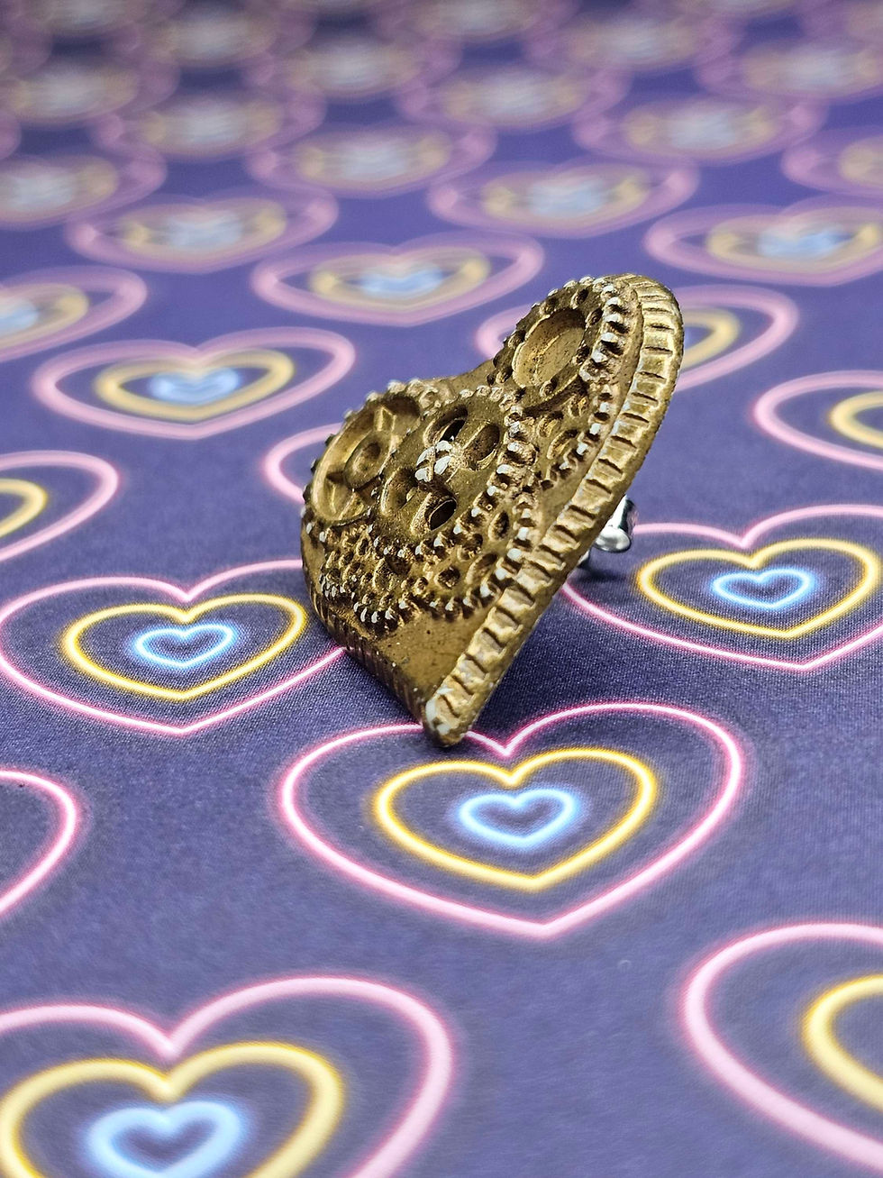 Miniaturbild: Steampunk Heart Stud Earrings