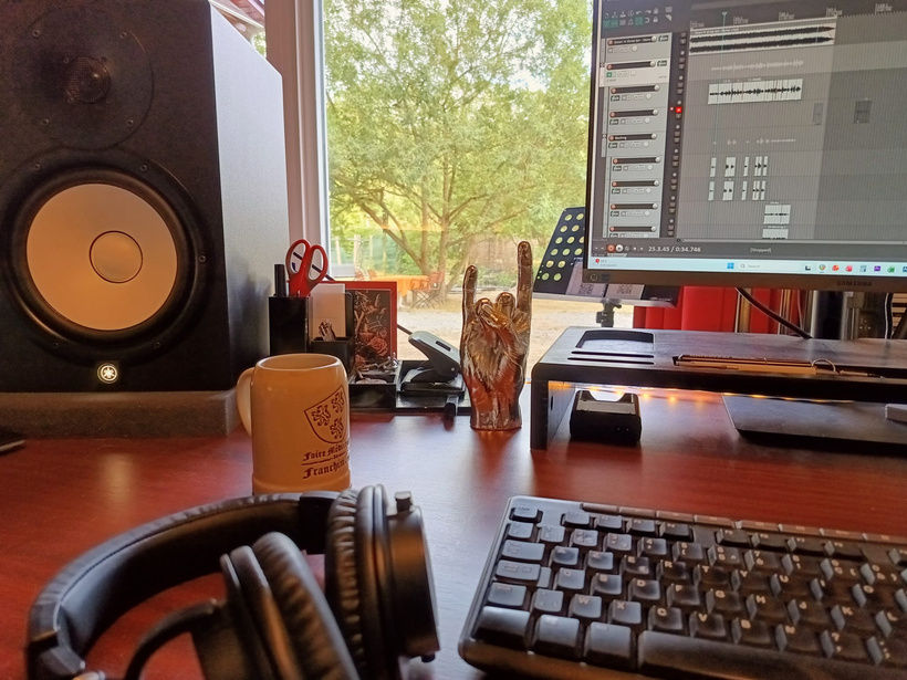 StudioDiary.jpeg