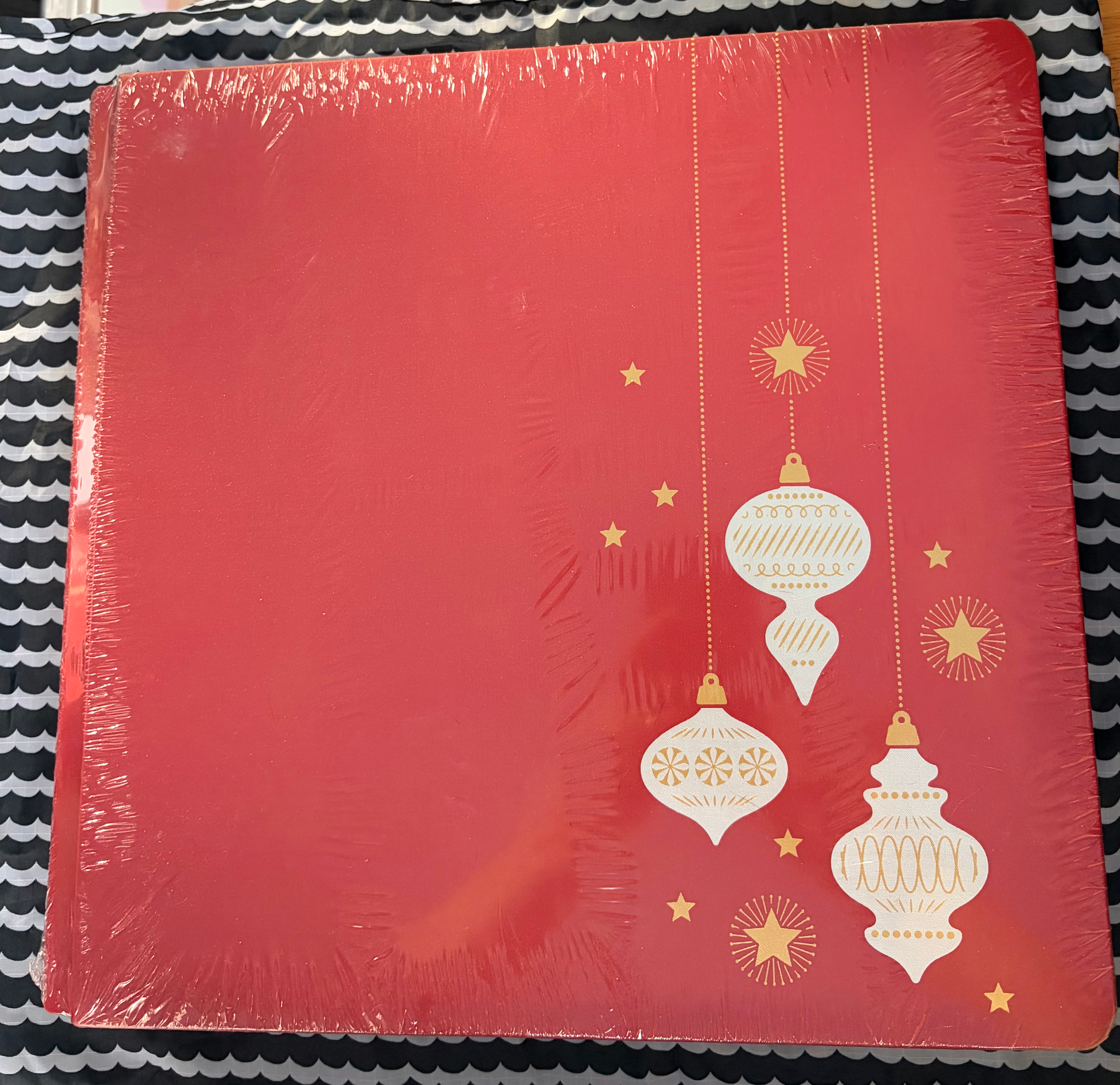 Joy to the World Ruby Red Coverset