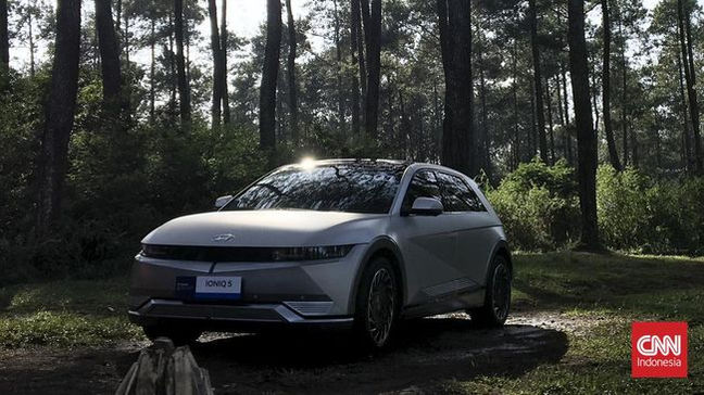 Ganjar Pilih Mobil Listrik Hyundai Ioniq 5 Jadi Kendaraan Dinas Jateng