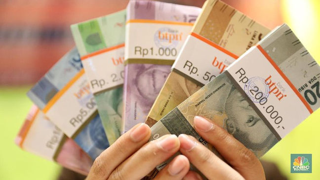 Rupiah Terlemah Sejak 15 November Plus Terlemah Kedua di Asia