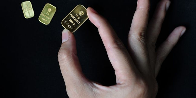 BEST PROFIT - Harga Jual Tetap, "Buyback" Emas Antam Turun Rp 1.000 Per Gram