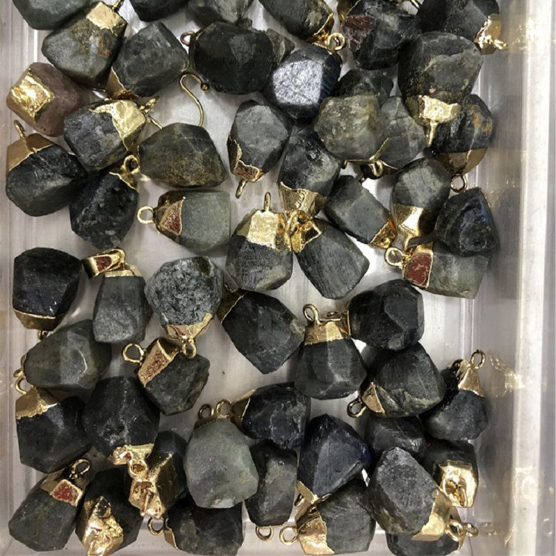 Thumbnail: Raw Healing Crystal Metal Set Nackalce