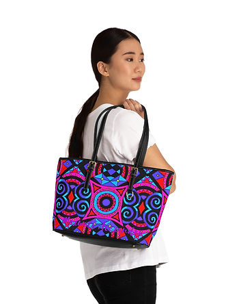 geo shoulder bag.jpg
