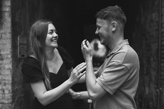 Couple shooting in Tuscany, Italy