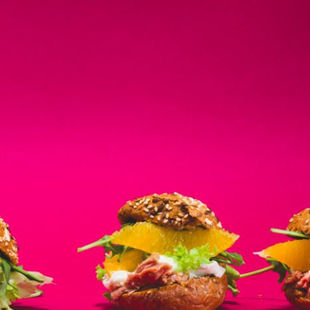 Italai susiimtų už galvos: ar įsivaizduojate cepelinus su mocarela? Receptų TOP su šiuo sūriu