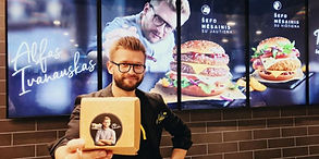 Žinia visiems mėsainių gerbėjams: „McDonald‘s“ ir Alfas Ivanauskas pristato dvi gardžias naujienas