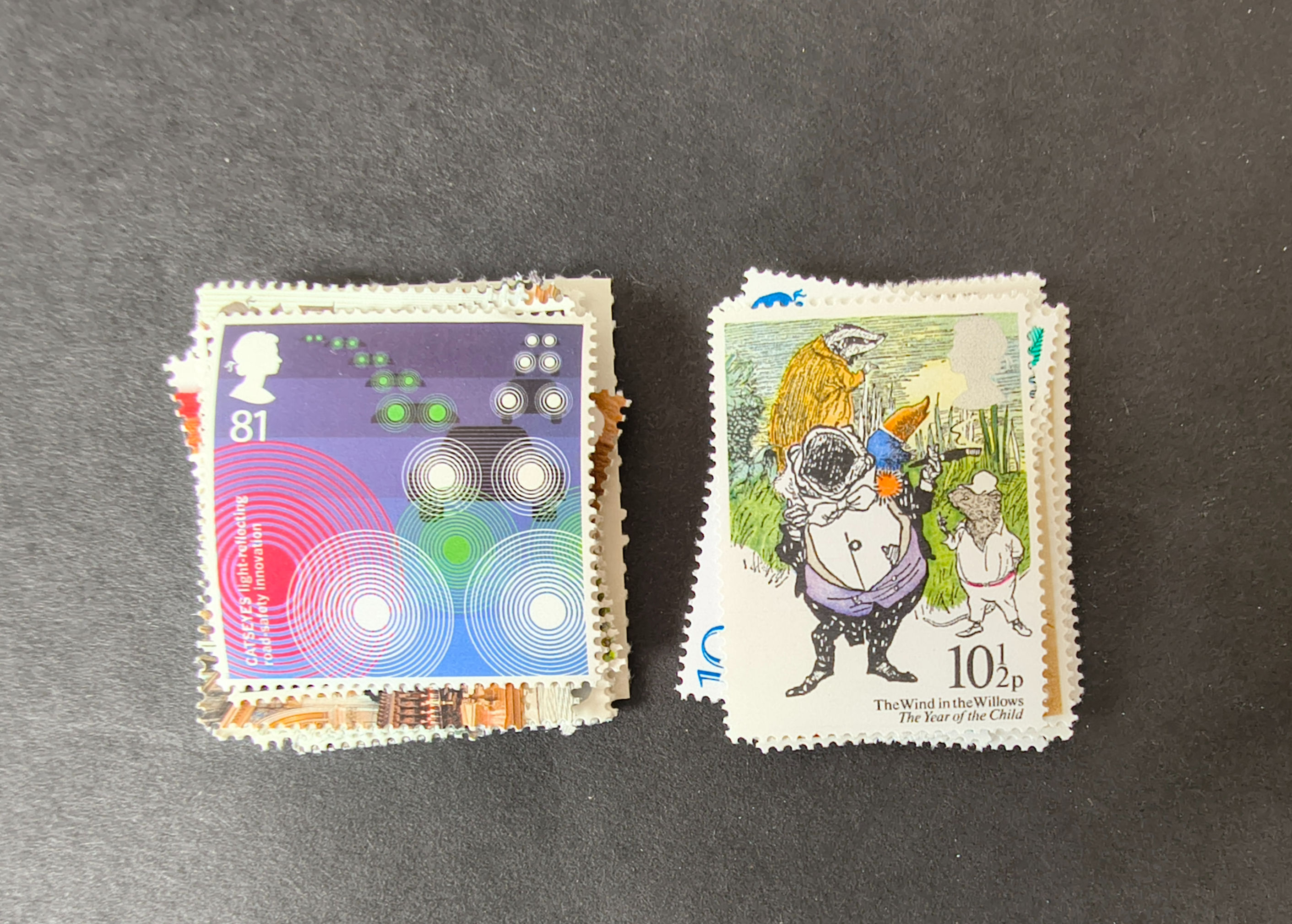 100 x 2nd Class (91p) Stamps. 2 stamp combo.