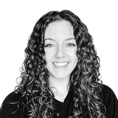 Photo of acupuncturist Makenna Vignal