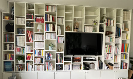 Conception, réalisation de bibliothèque sur mesure, bois massif, MDF, mélanine
