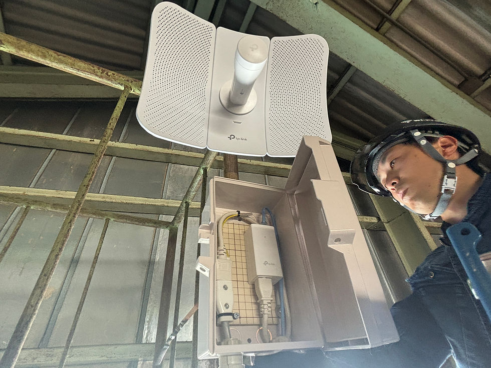 屋外や倉庫で活きる指向性屋外用APの写真