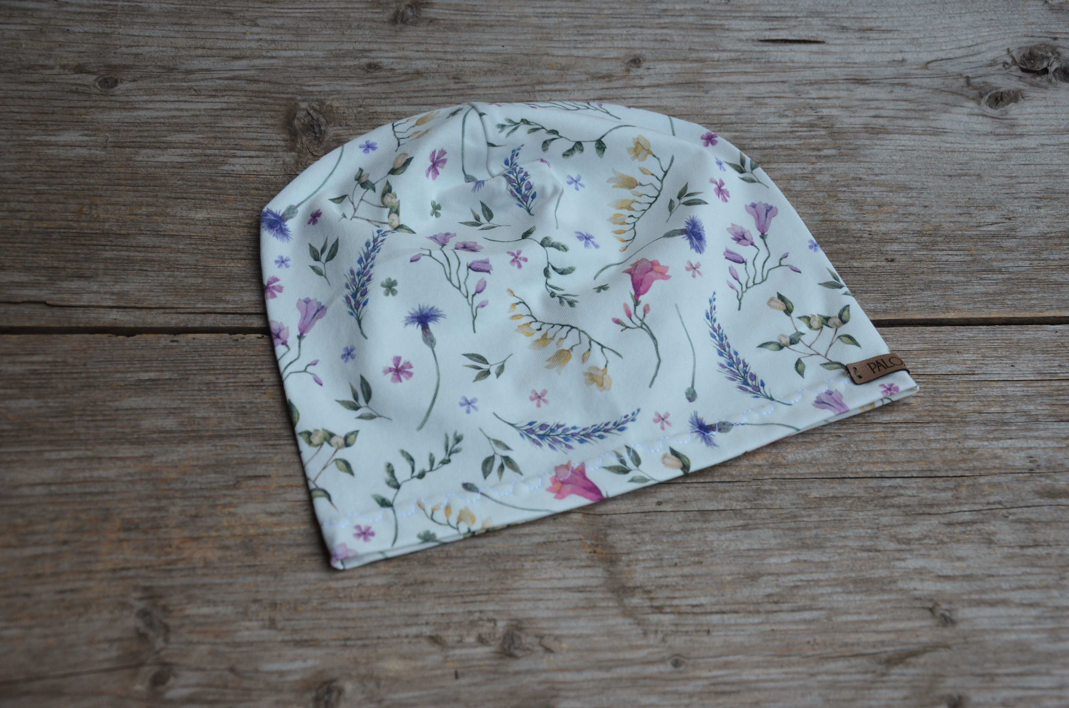 dünne Beanie off white/Blüten