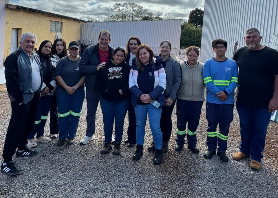 Deputado se reúne com trabalhadoras e trabalhadores da Cooperativa Santa Maria, Itapeva (SP)