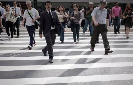 ARTIGO: CIDADES: Lugar de encontro ou de passagem?