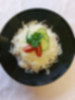 Singi-juustu salat (G)