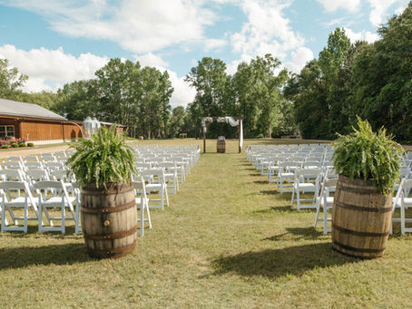 Connor & Jay: Romance at The Barn at Broadslab