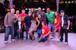 America Celebra a Chespirito