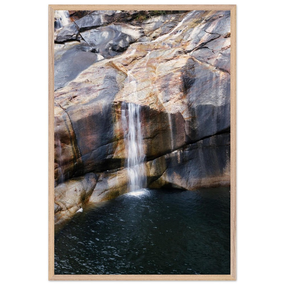 Miniaturbild: Nach dem Regen - Wasserfall Queensland Australien | Premium Holzrahmen Poster