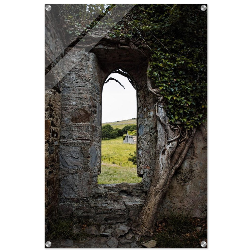 Fenster ins Grüne - Ruine Irland Landschaft | Premium Acryl Print