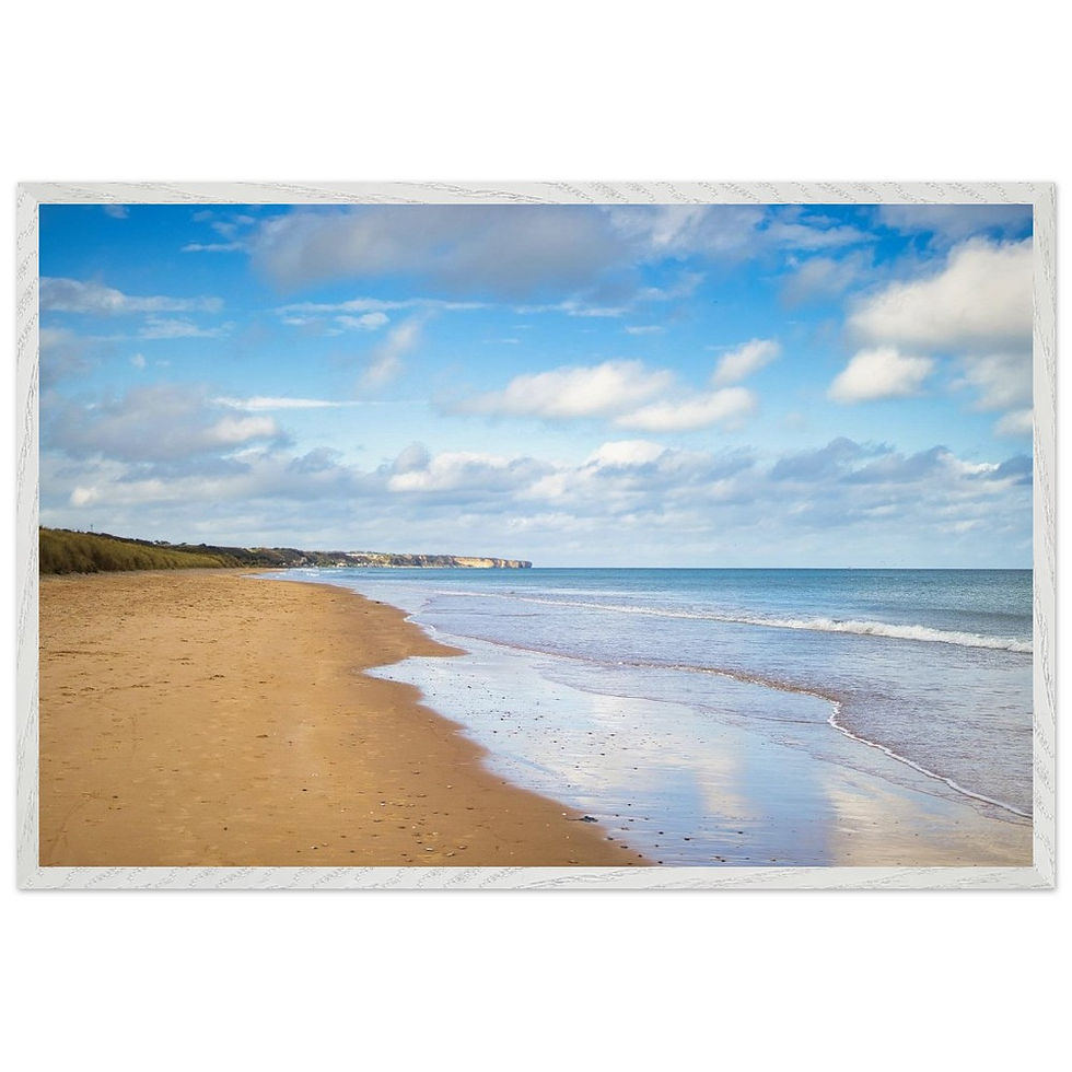 Miniaturbild: Omaha Beach - Sandstrand Küstenlandschaft England | Premium Holzrahmen Poster
