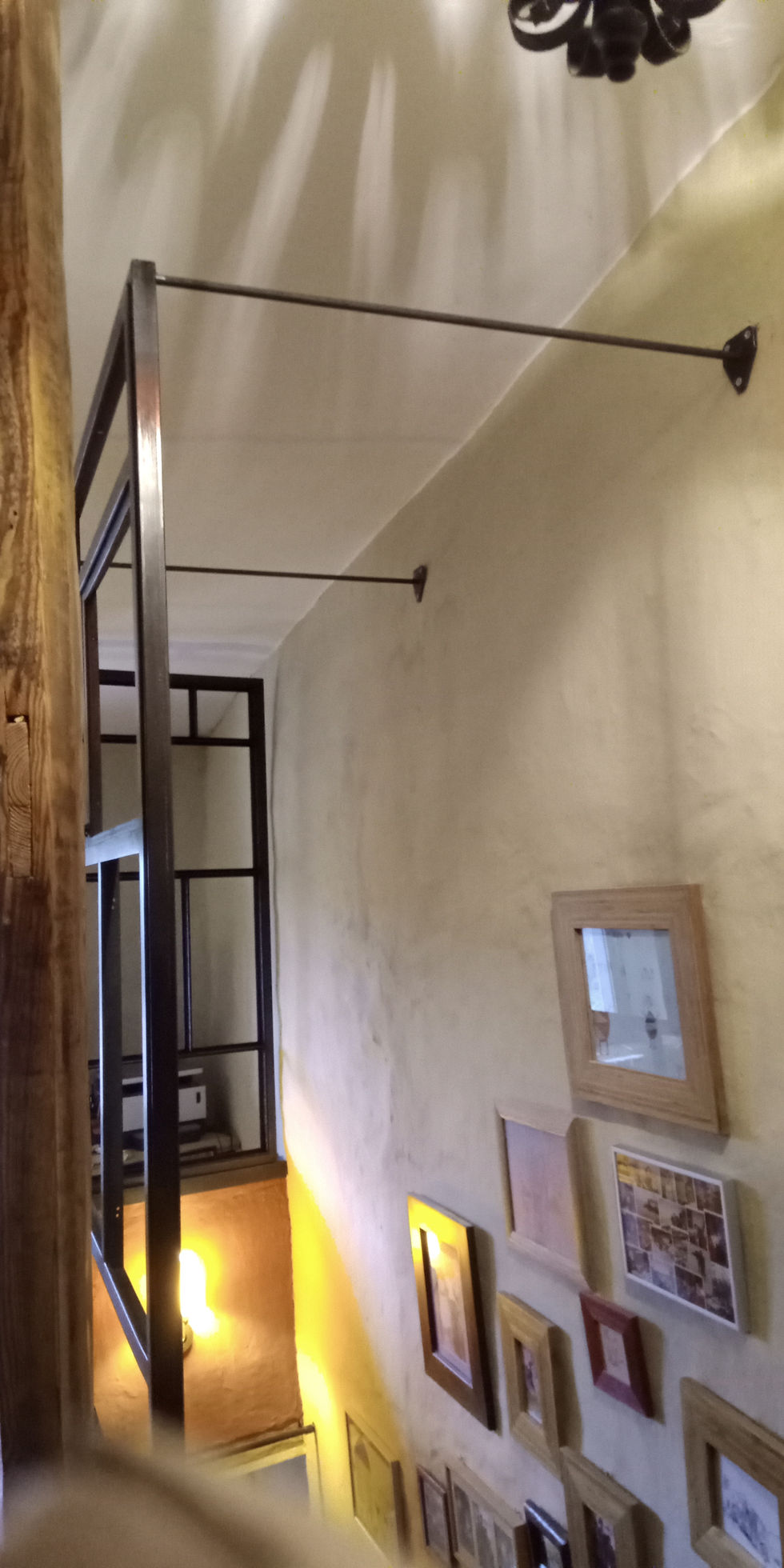Verrière art déco
Verrière sur mesure
Verrière intérieure
Verrière métallique
Verrière industrielle
Verrière design
Verrière style art déco
Fabrication verrière
Installation verrière
Verrière acier sur mesure