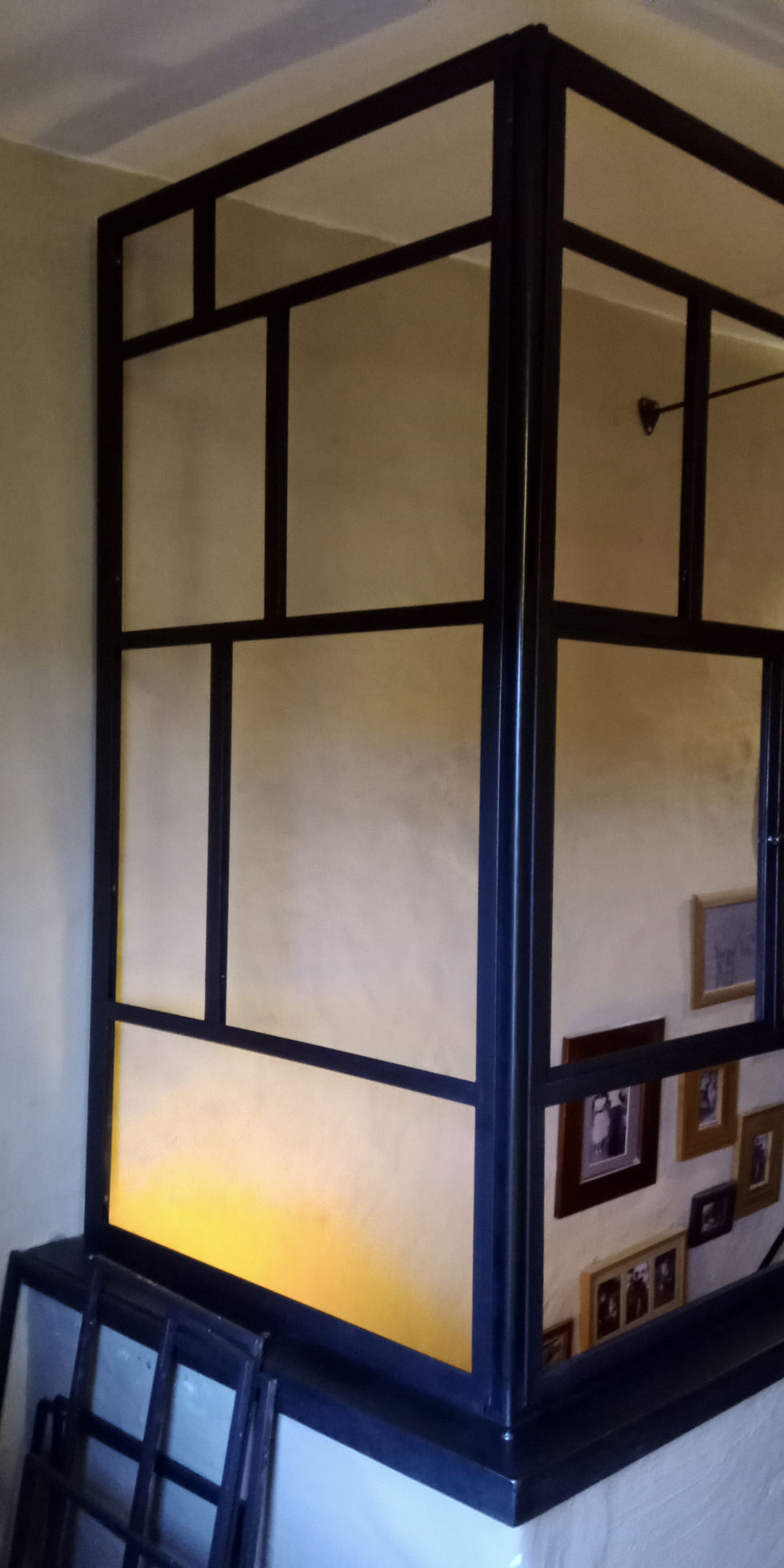 Verrière art déco
Verrière sur mesure
Verrière intérieure
Verrière métallique
Verrière industrielle
Verrière design
Verrière style art déco
Fabrication verrière
Installation verrière
Verrière acier sur mesure