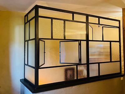 "verrière acier sur-mesure", "cloison verrière acier", "verrière d'intérieur style industr