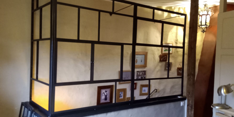 Verrière art déco
Verrière sur mesure
Verrière intérieure
Verrière métallique
Verrière industrielle
Verrière design
Verrière style art déco
Fabrication verrière
Installation verrière
Verrière acier sur mesure