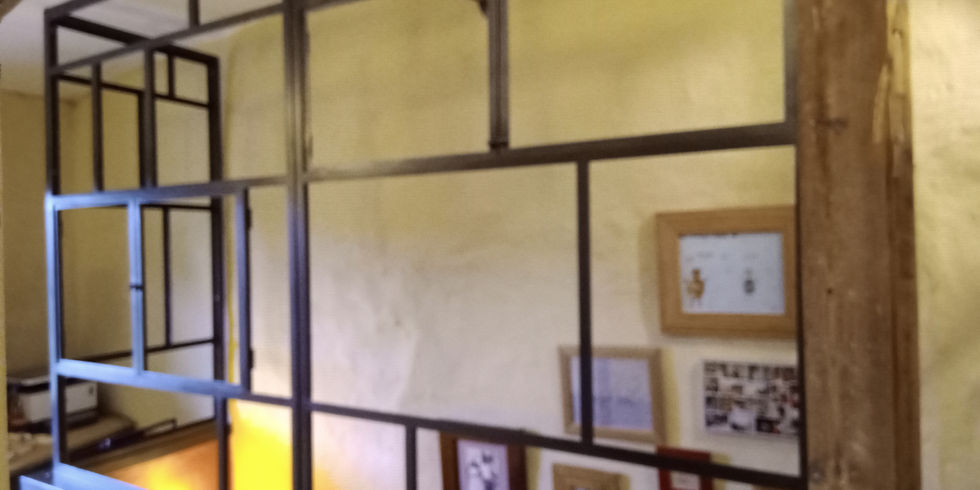 Verrière art déco
Verrière sur mesure
Verrière intérieure
Verrière métallique
Verrière industrielle
Verrière design
Verrière style art déco
Fabrication verrière
Installation verrière
Verrière acier sur mesure
