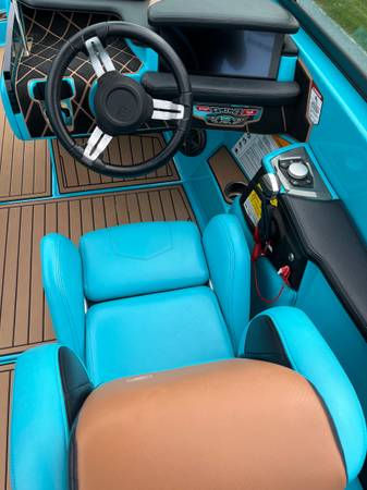 Thumbnail: 2018 Nautique GS24 24’ Wake Boat