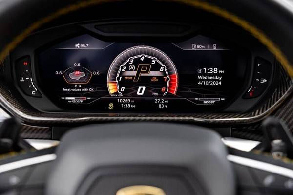 Thumbnail: 2019 Lamborghini Urus