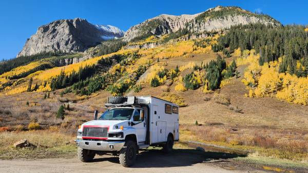 Thumbnail: 2009 Chevy Kodiak C4500 4x4 Off-road Camper