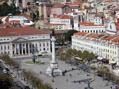 Rossio Square Travel Guide