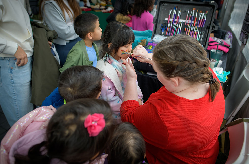 Kids lining up for the Face Painting
