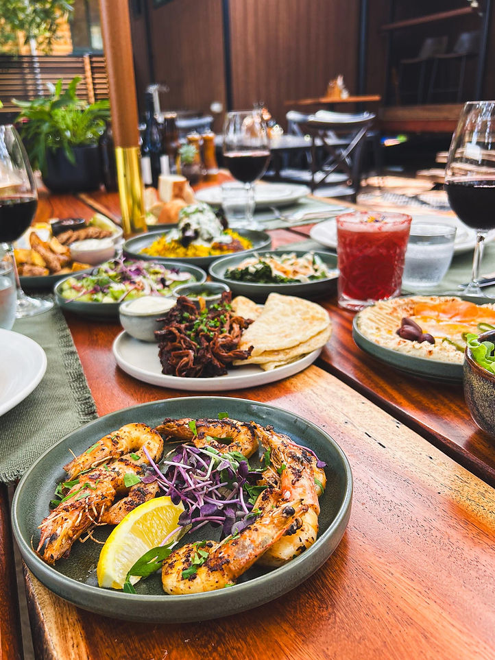 Belson Sharing Table Sml-051.jpg