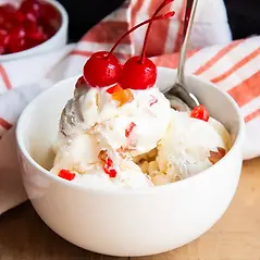 TUTTI FRUTTI SUNDAE image