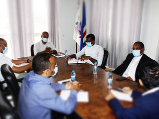 MAYORS RECEIVE THE VISIT FROM THE BISHOP OF THE DIOCESE OF MINDELO