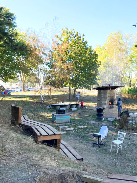 Collectif Pourquoi Pas mobilier Le Petit Bois Vaulx-en-Velin Bricologis