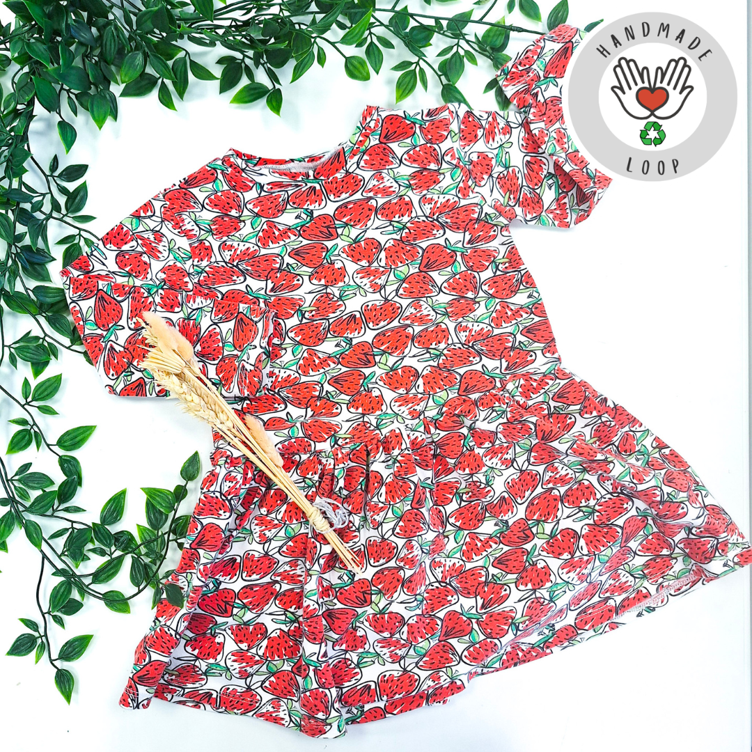 2-3 Years Strawberries T-Shirt Dress*