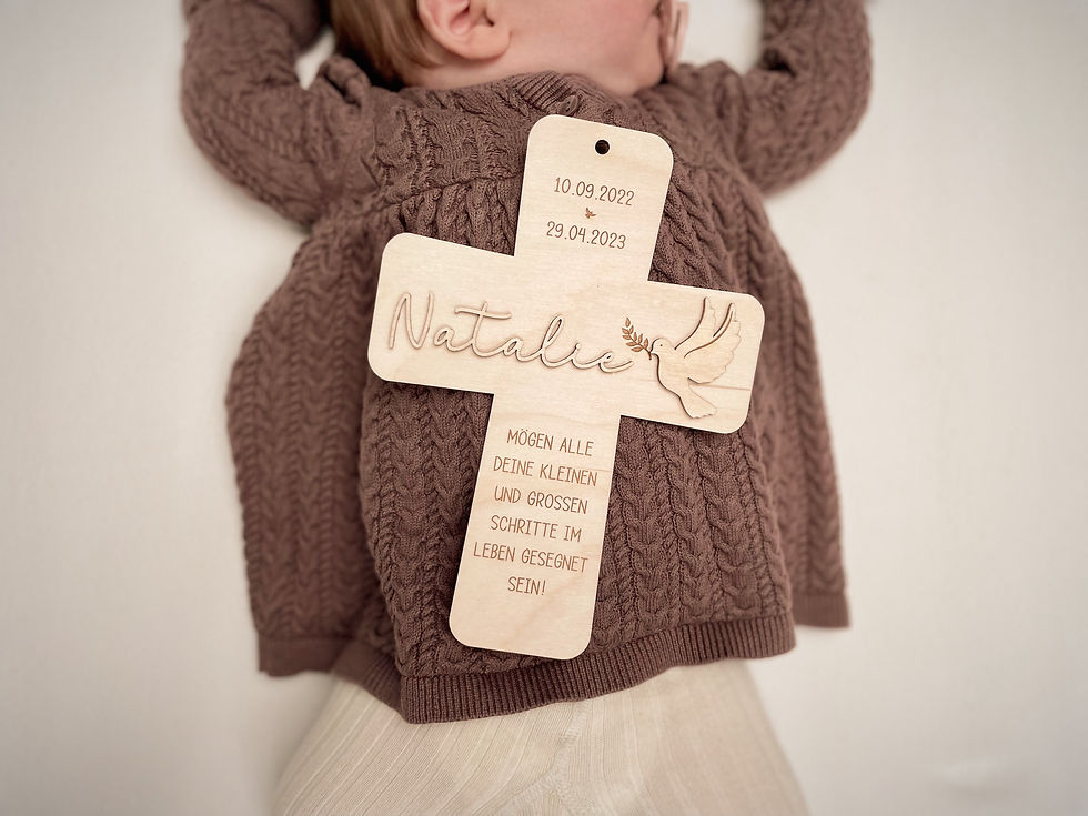 Miniaturbild: Kreuz zur Taufe mit Taube - personalisiert