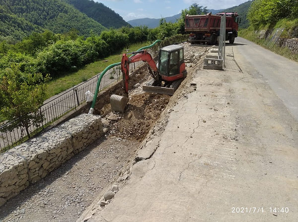 Terre rinforzate con geogriglie e paramento