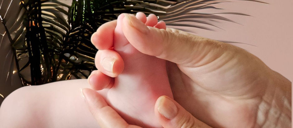 La Réflexologie Plantaire en Pédiatrie : Une Approche Douce pour le Bien-Être des Enfants