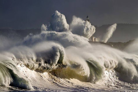 TEMPÊTE INTÉRIEURE/EXTÉRIEURE