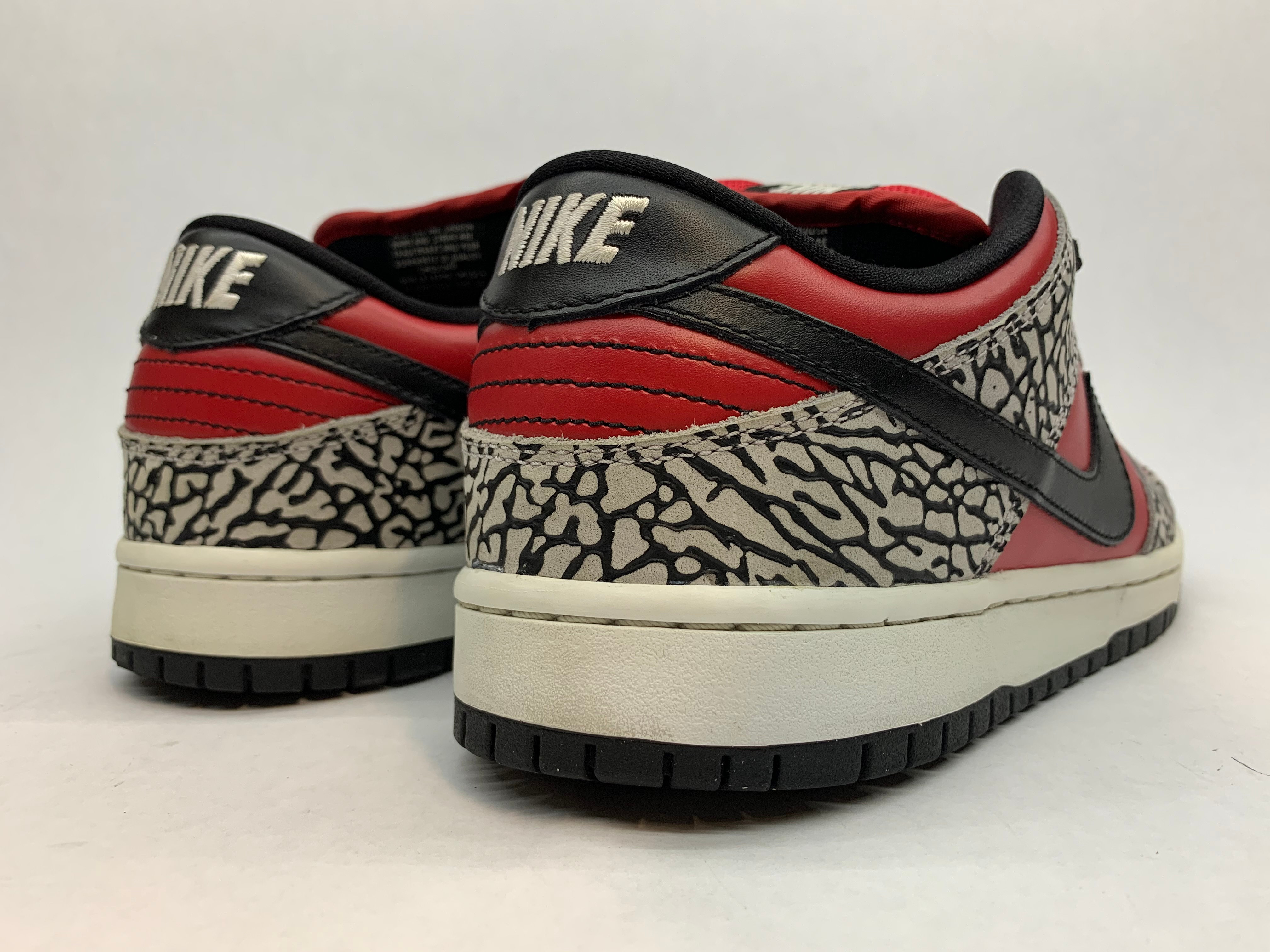 Nike SB Dunk Low Supreme \