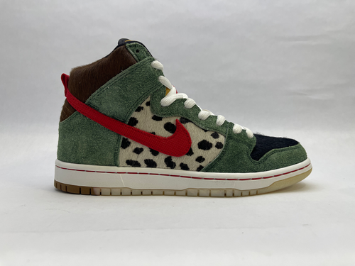 NIKE SB DUNK HIGH PRO QS “DOG WALKERS” | illerylb