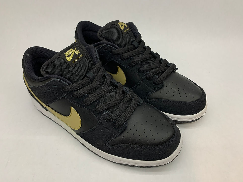 Thumbnail: Nike SB Dunk Low "Takashi"