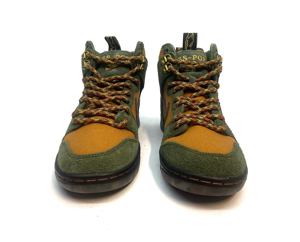 Thumbnail: Nike SB Dunk High Passport Workboot