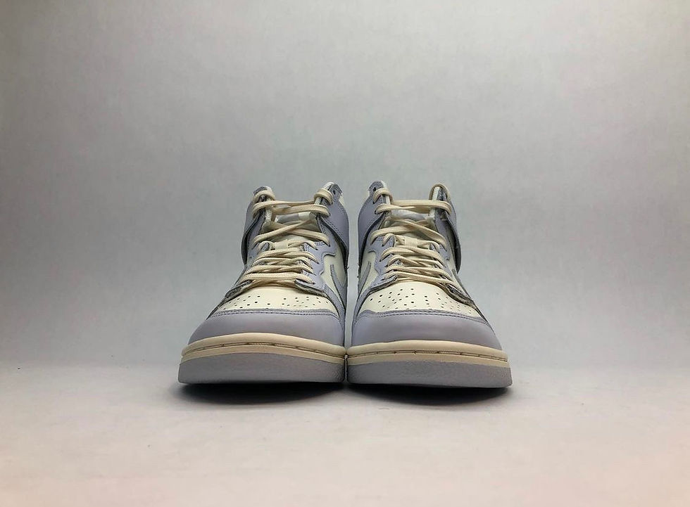 Thumbnail: Nike Women’s Nike Dunk High “Football Grey”