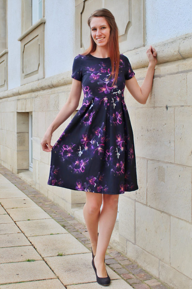 Papierschnittmuster: Kleid Niela in den Gr. 34 - 50